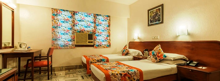 2205/Hotel Parle International - Mumbai 23.jpg